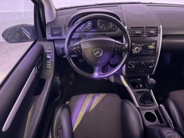 MERCEDES-BENZ A 170 Avantgarde