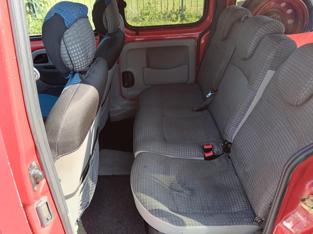 Renault Kangoo 1.9 dCi 4x4 4p. Authentique