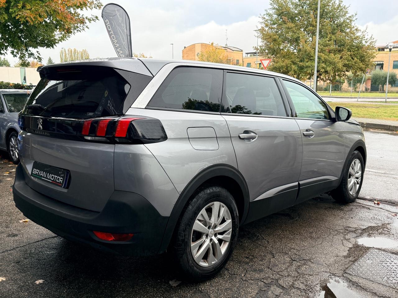 Peugeot 5008 BlueHDi 130 S&S EAT8 Allure