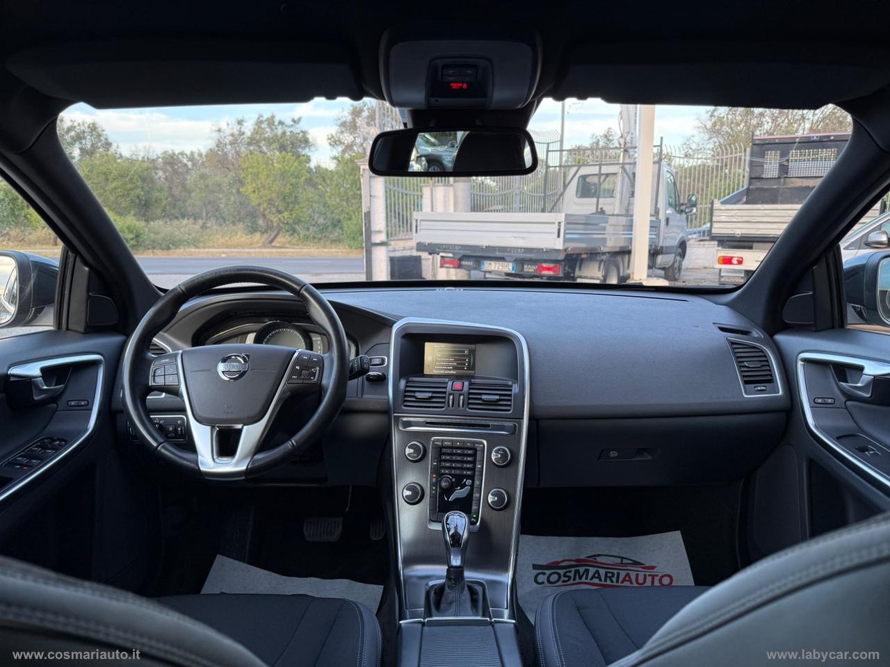 VOLVO XC60 D4 Geartronic Momentum
