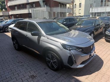 PEUGEOT 3008 Hybrid 225 e-EAT8 Allure