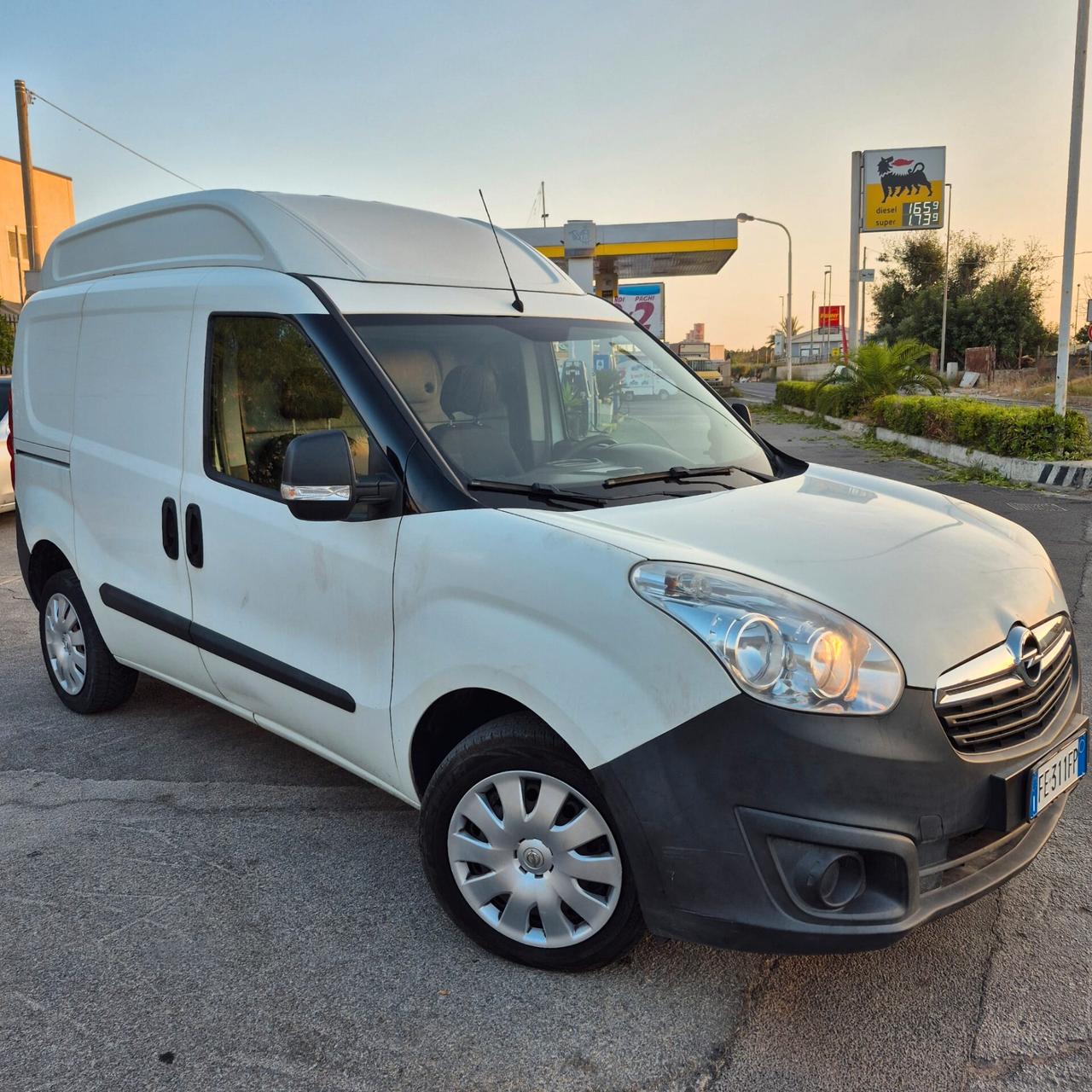 Fiat doblo tetto alto