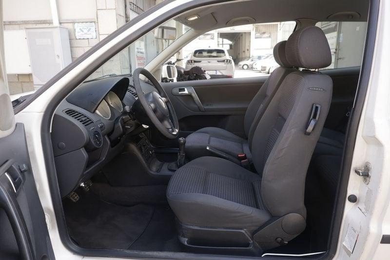 Volkswagen Polo Volkswagen Polo 1.9 47KW ANNO 2000