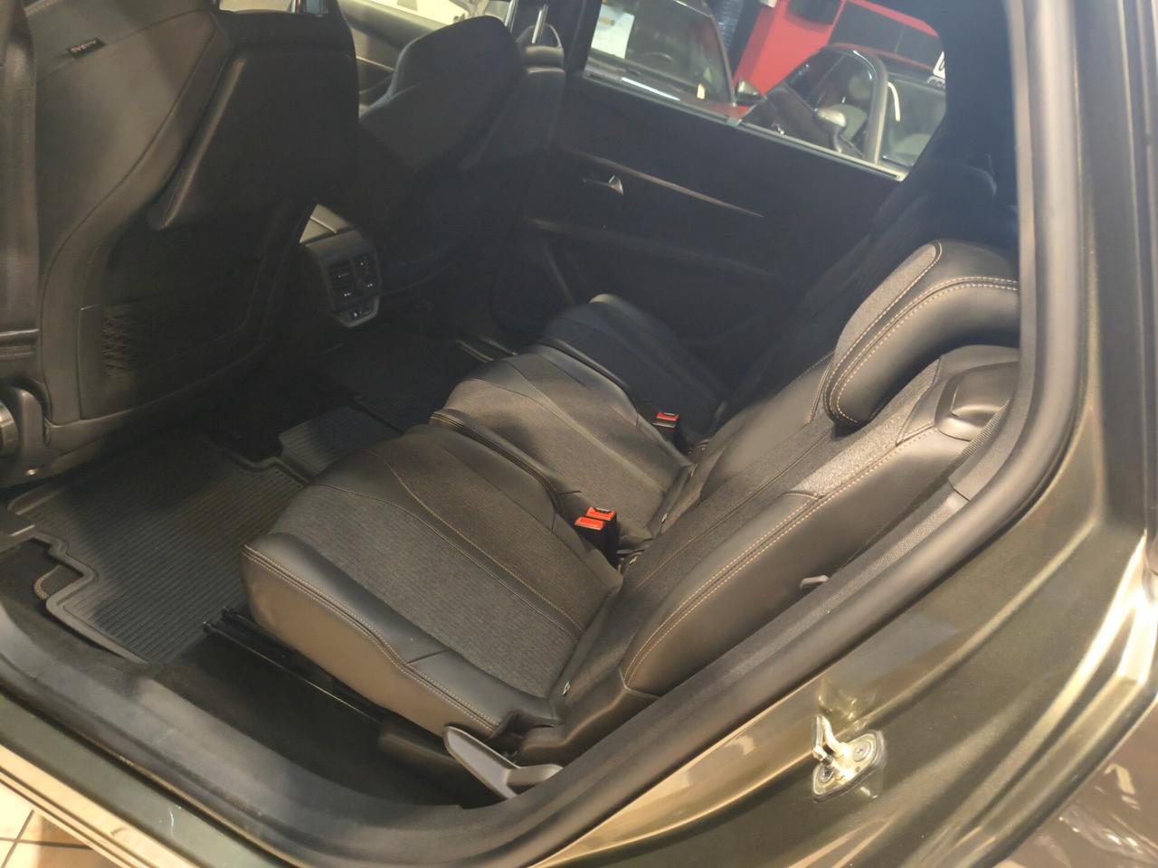 Peugeot 5008 BlueHDi 130 S&S EAT8 GT Line 7 posti