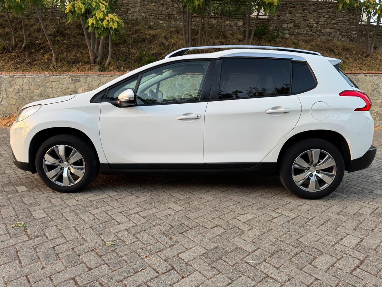Peugeot 2008 1.6 e-HDi 92Cv Urban Cross 2014