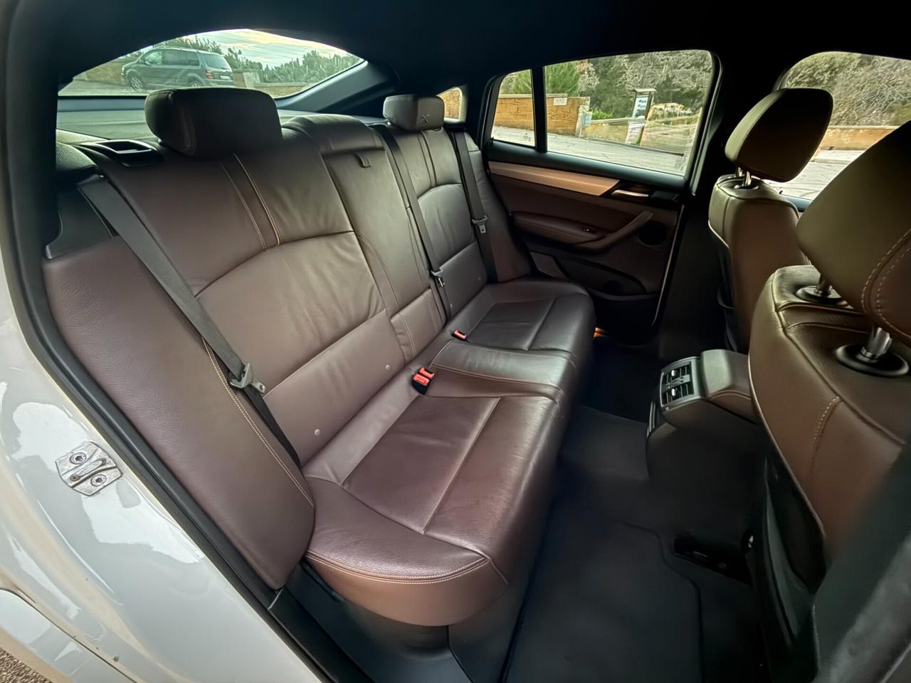 BMW X4 M-SPORT/2.0 X-Drive 190CV/CERCHI 20"/PELLE/LED