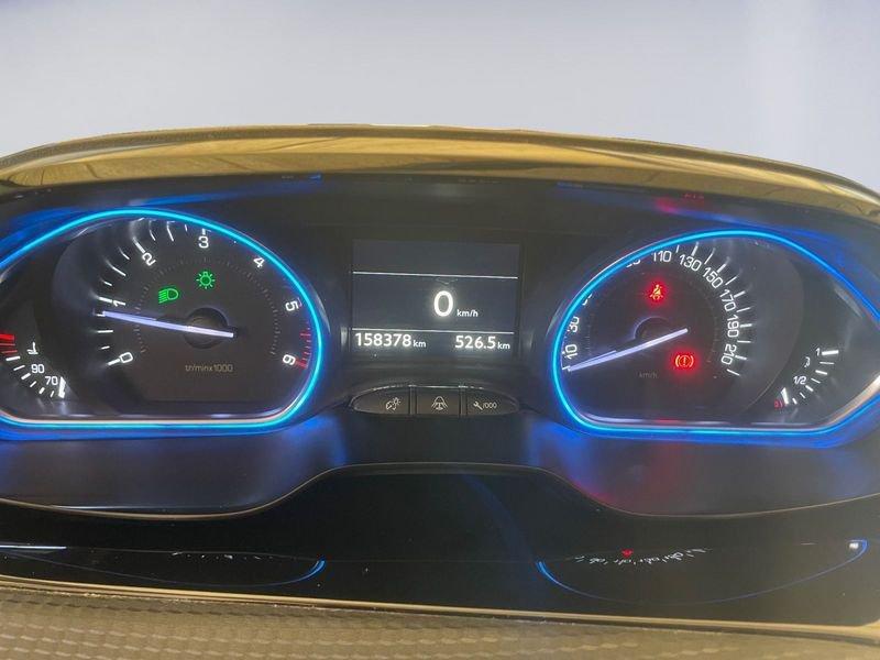 Peugeot 2008 BlueHDi 100cv Allure