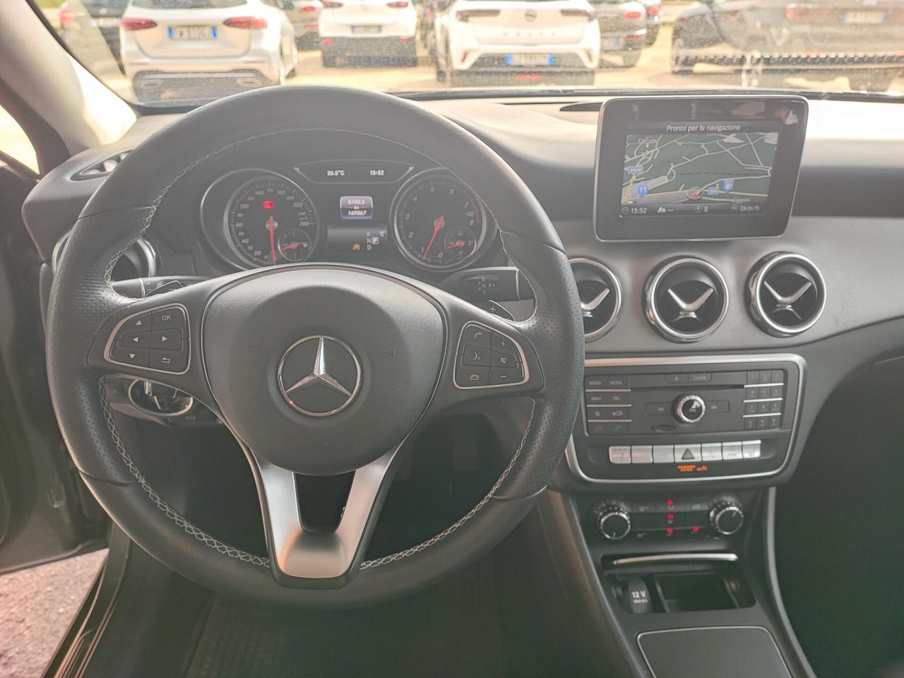 Mercedes-benz GLA 180 Executive