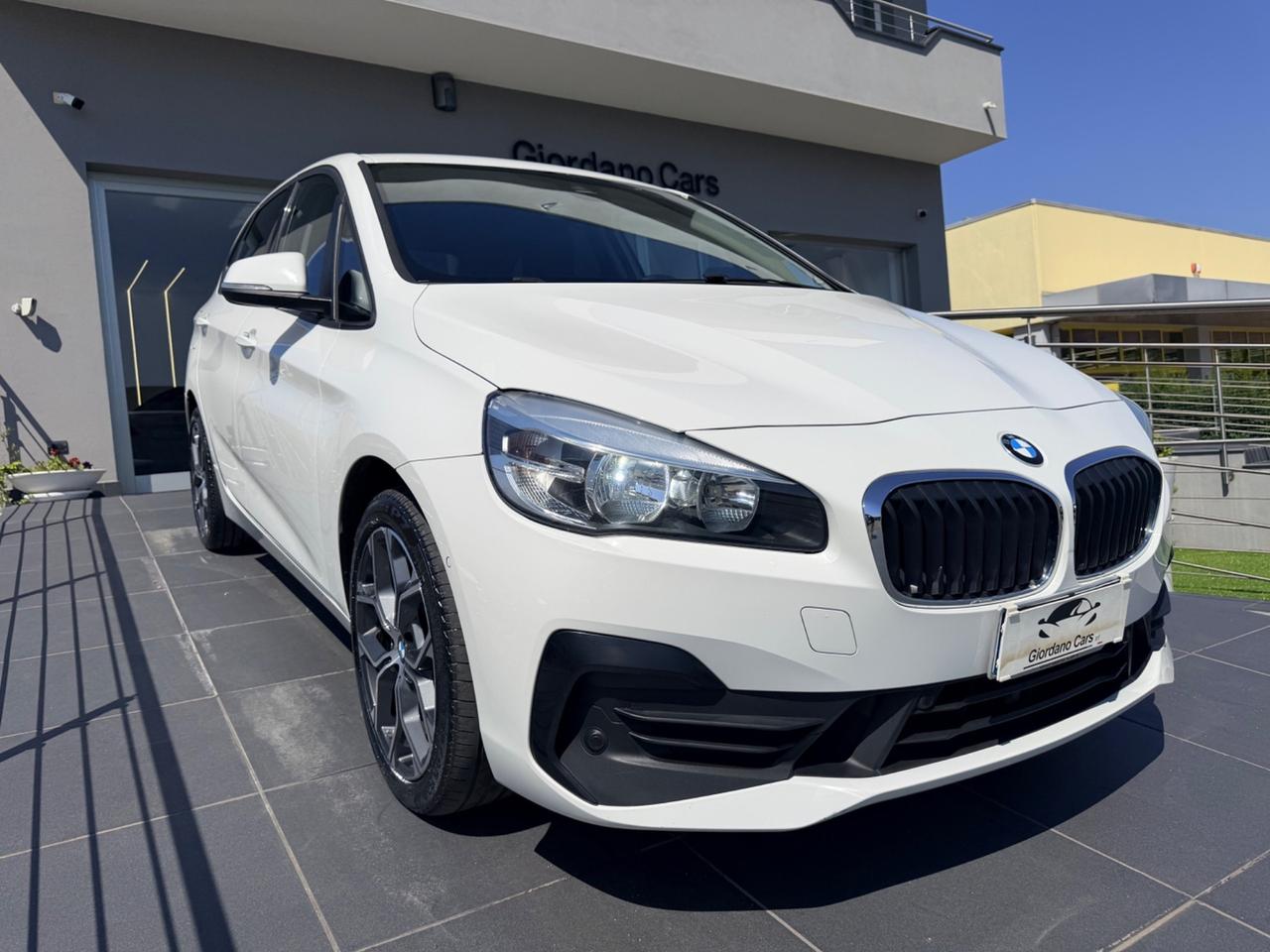Bmw 2er Active Tourer 220d Luxury aut.