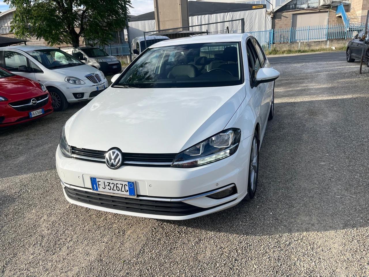 Volkswagen Golf 2.0 TDI DSG 5p. Highline BlueMotion Technology
