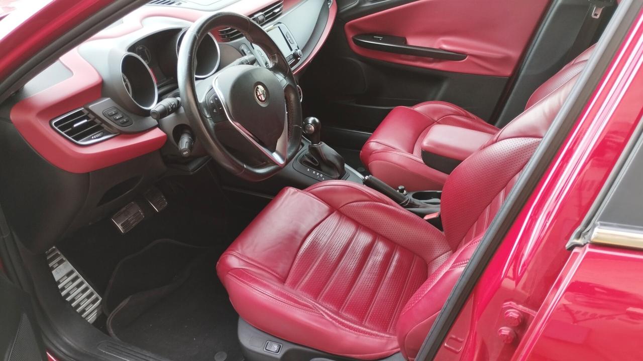 Alfa Romeo Giulietta 1750 Turbo TCT Quadrifoglio Verde