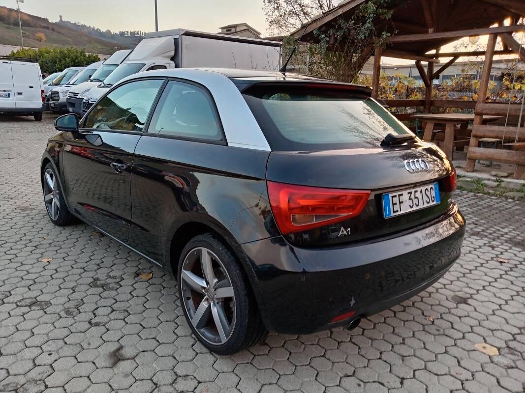 Audi A1 1.2 tfsi Attraction c clima