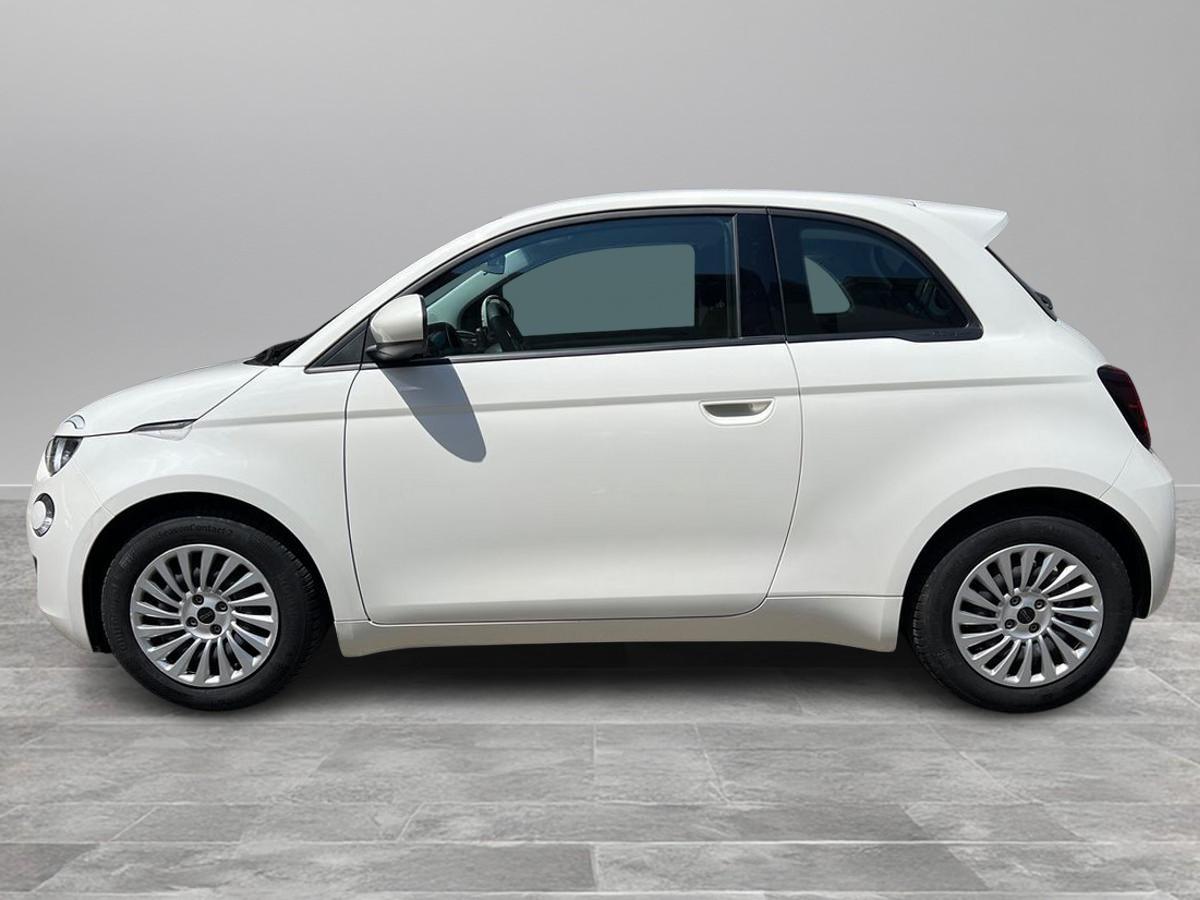 FIAT 500e 23,65 kWh (Red)