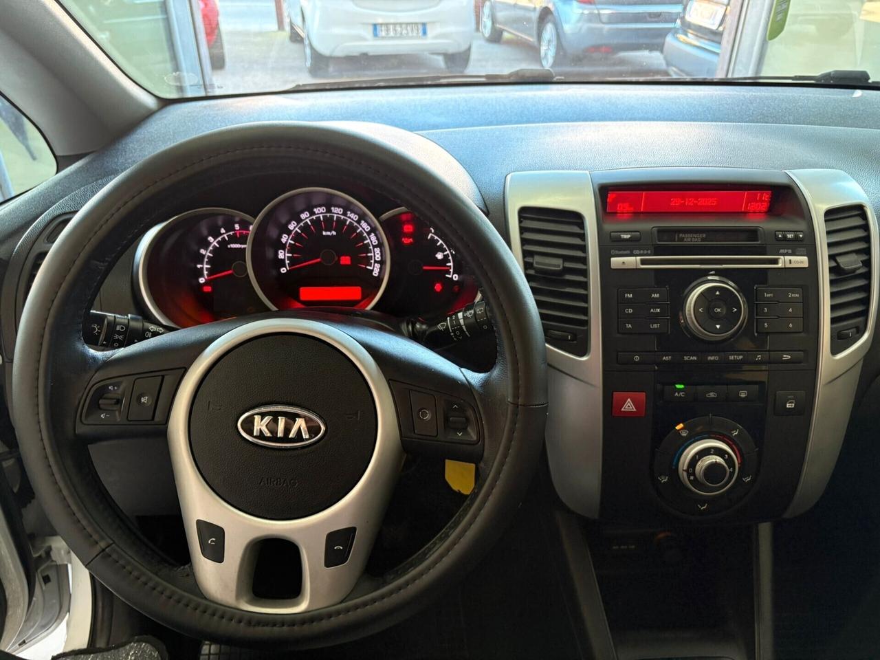 Kia Venga 1.4 CRDi 90 cv EURO5