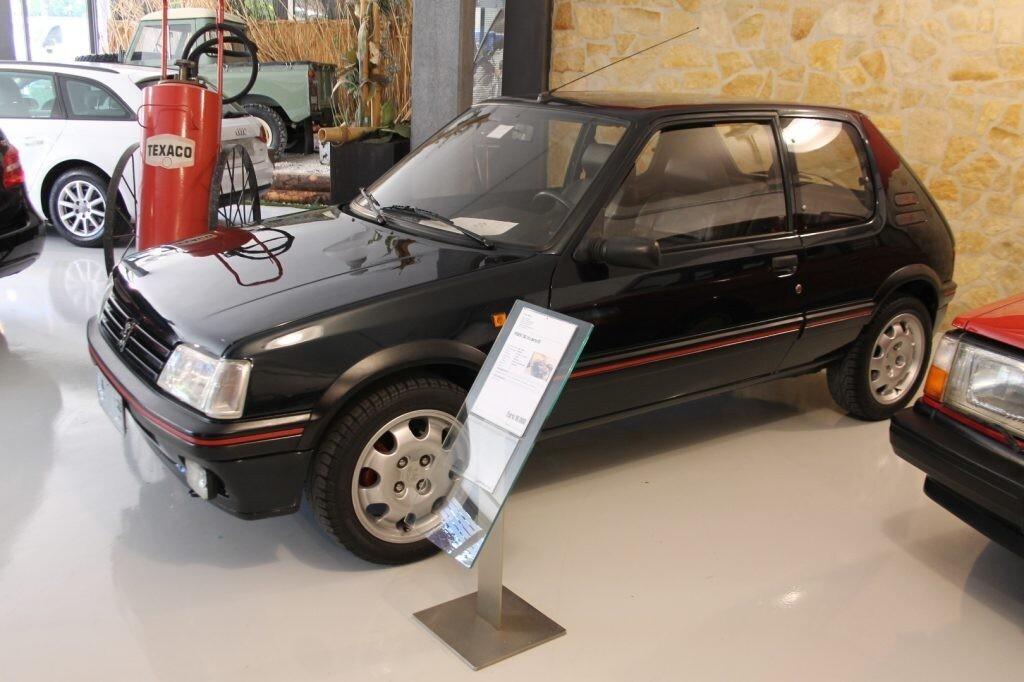 PEUGEOT 205 1.9 3 porte GTI