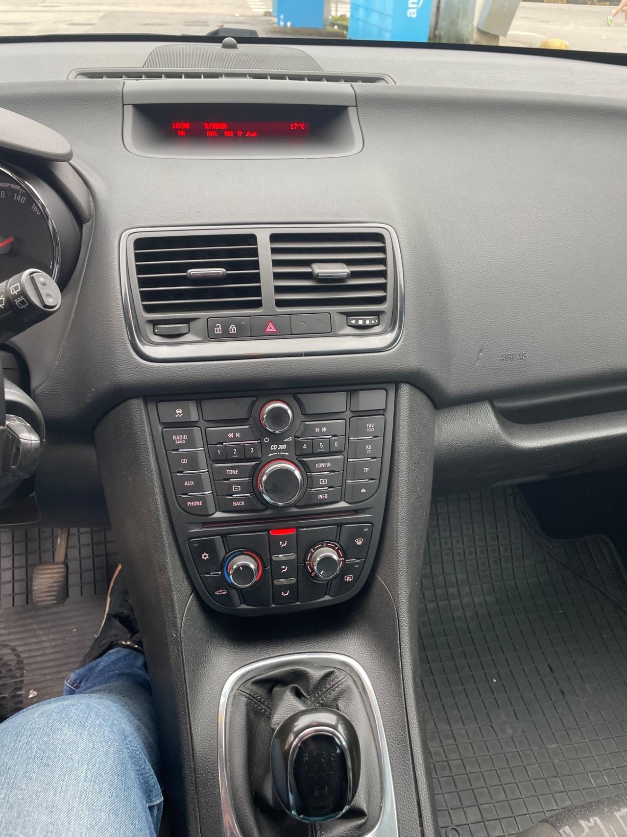 Opel Meriva 1.4 benzina km 115 mila garanzia 12 m