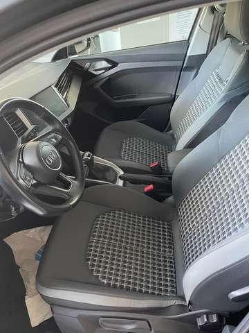 Audi A1 A1 Sportback 25 1.0 tfsi Admired