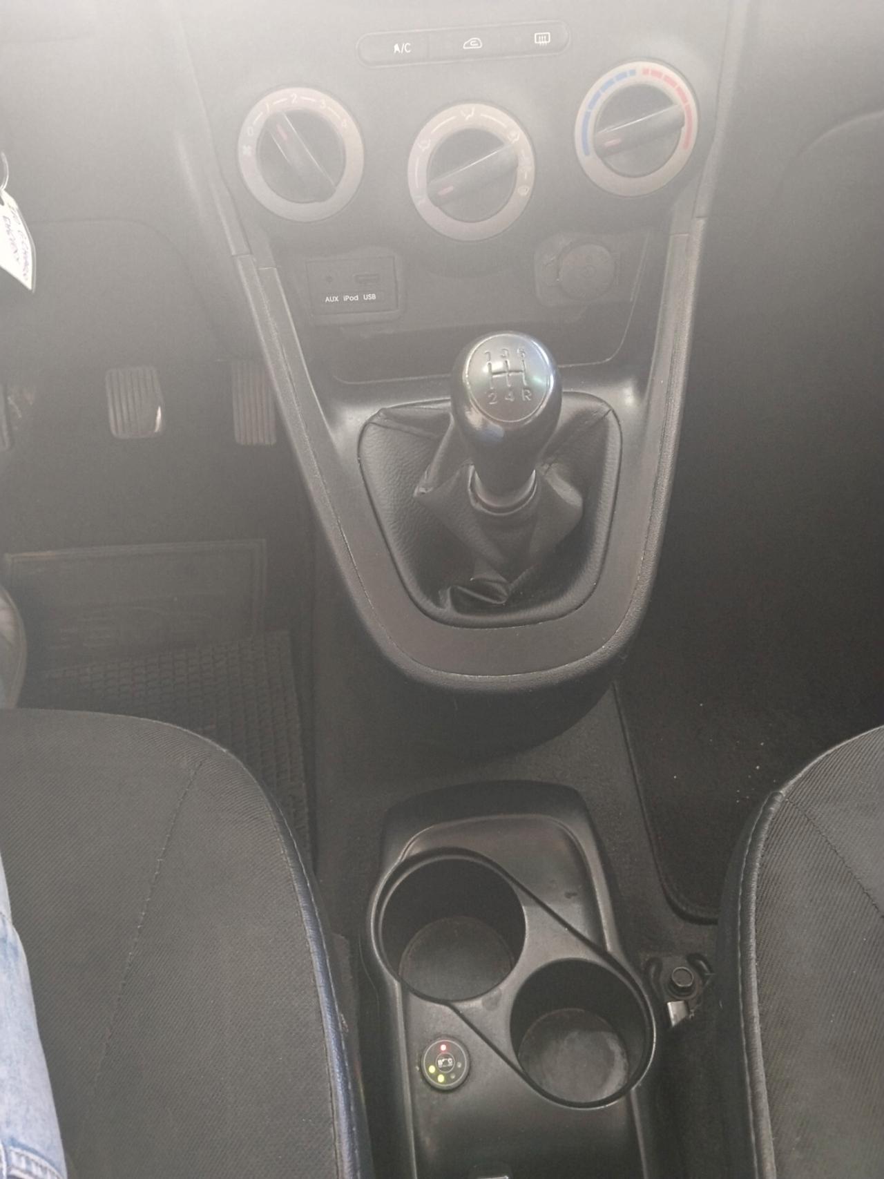 Hyundai i10 1.1 bnz/ GPL 2011 CON GARANZIA