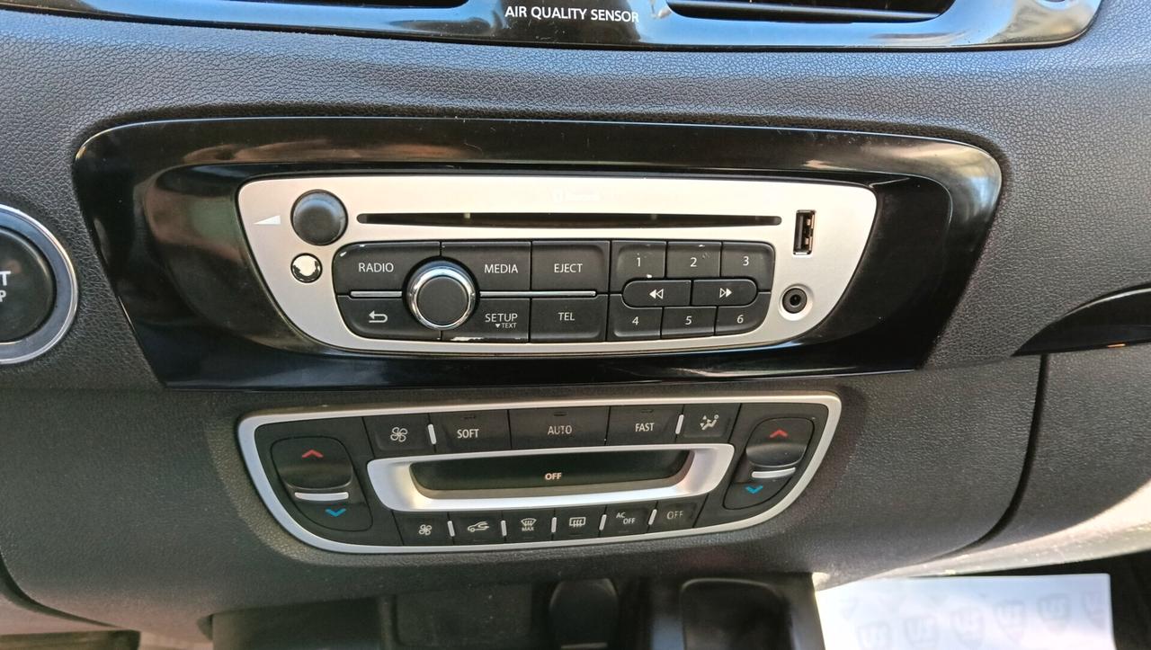 RENAULT MEGANE 1.6 MTJ-7 POSTI-RETROC