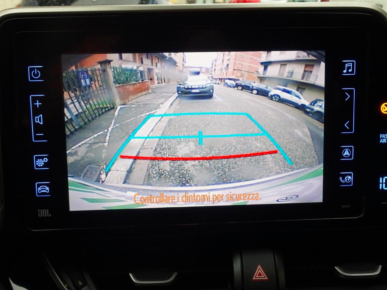 Toyota C-HR 1.8 Hybrid E-CVT Business