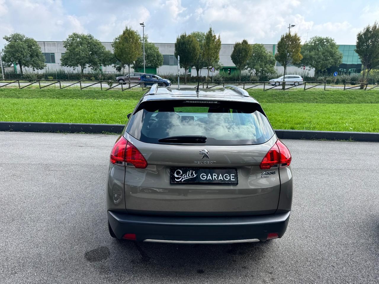 Peugeot 2008 1.2 Neopatentati