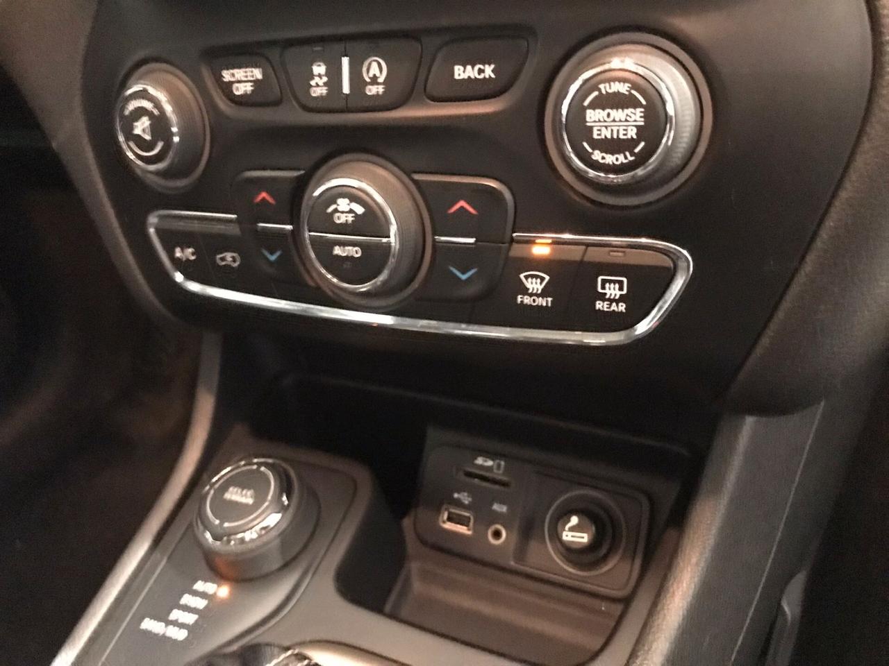 Jeep Cherokee 2.0 Mjt II Longitude 140cv