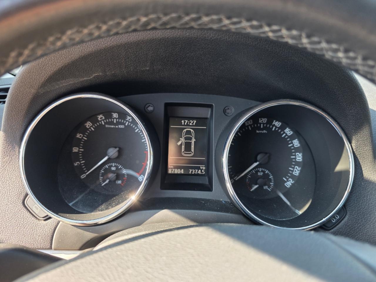Skoda Yeti 2.0 TDI CR 140CV DSG 4x4 Elegance