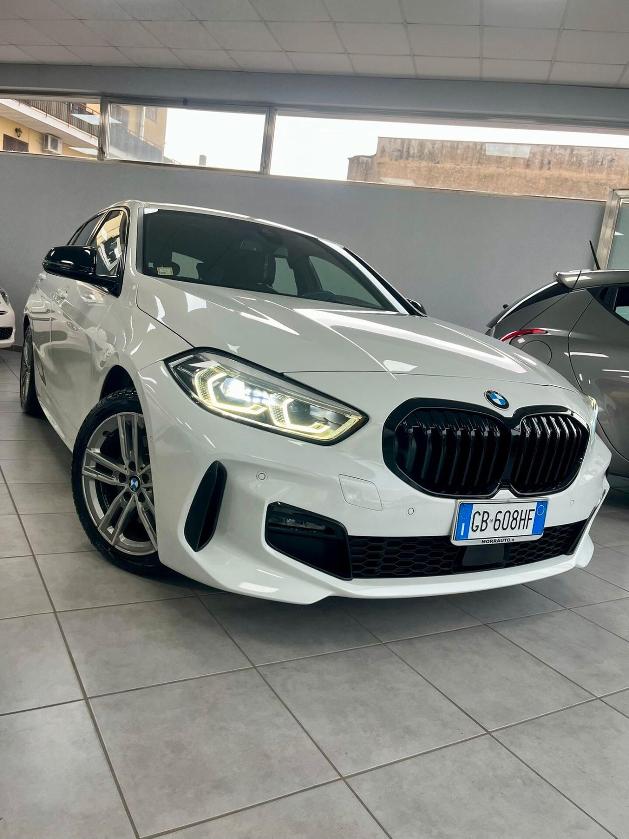 Bmw 116 116d 5p. Msport