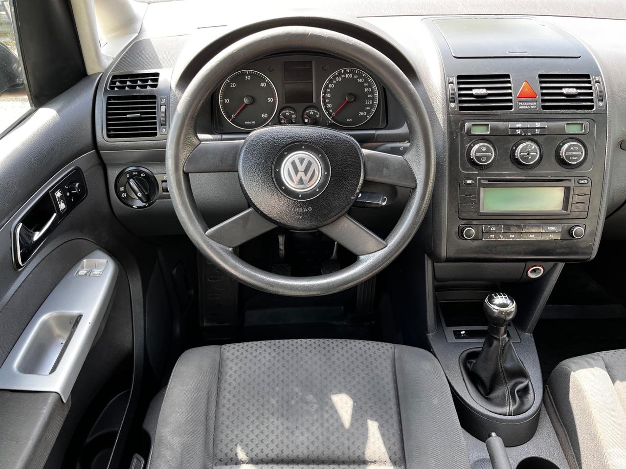 Volkswagen Touran 1.9 TDI 101CV 7 POSTI