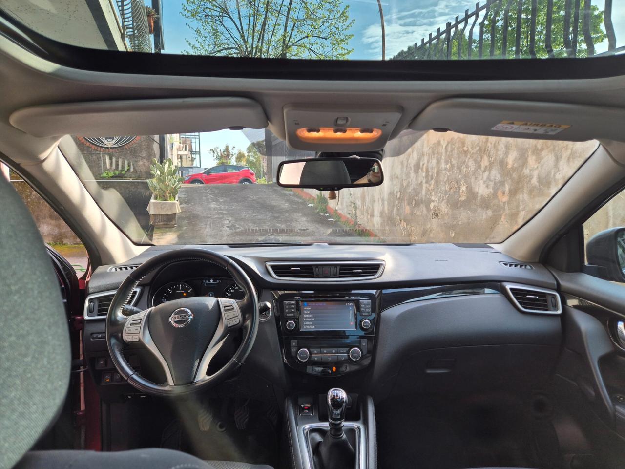 Nissan Qashqai 1.5 dCi N-Connecta