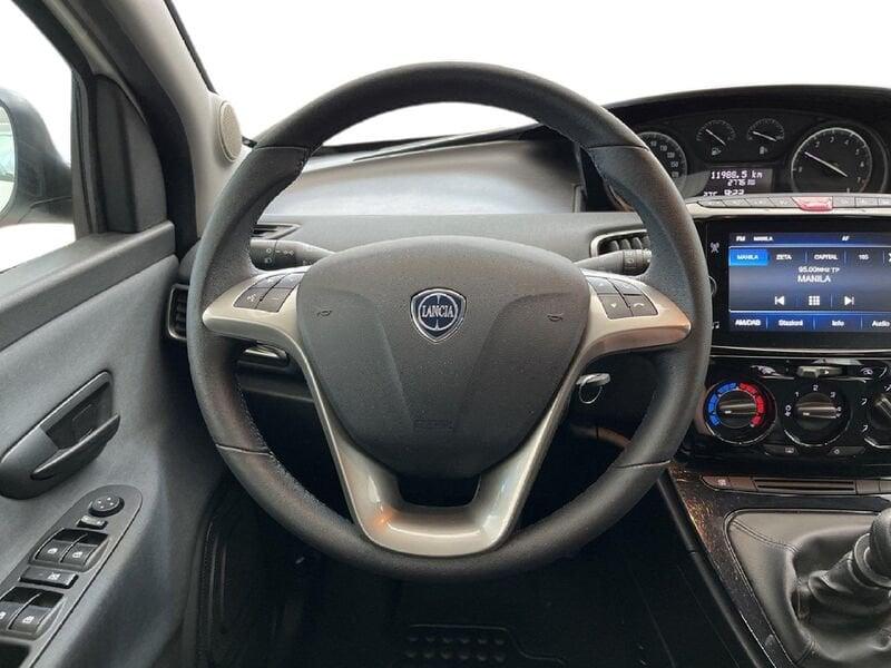 Lancia Ypsilon III 2021 1.0 firefly hybrid Gold s&s 70cv