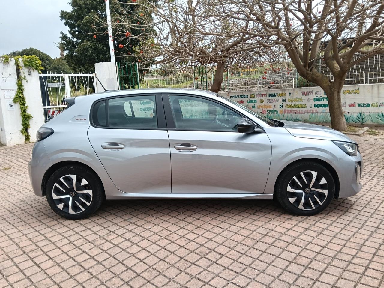 Peugeot 208 PureTech 100 Stop&Start 5 porte Style