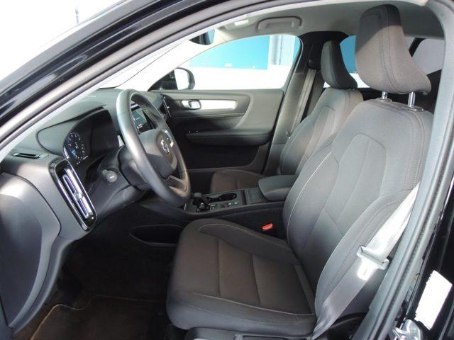 VOLVO XC40 T3 Geartronic Momentum