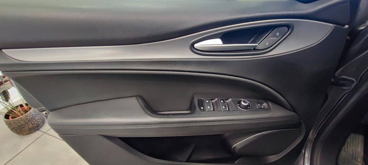 Alfa Romeo Stelvio 2.2 Turbodiesel 190 CV AT8 Q4 Sprint