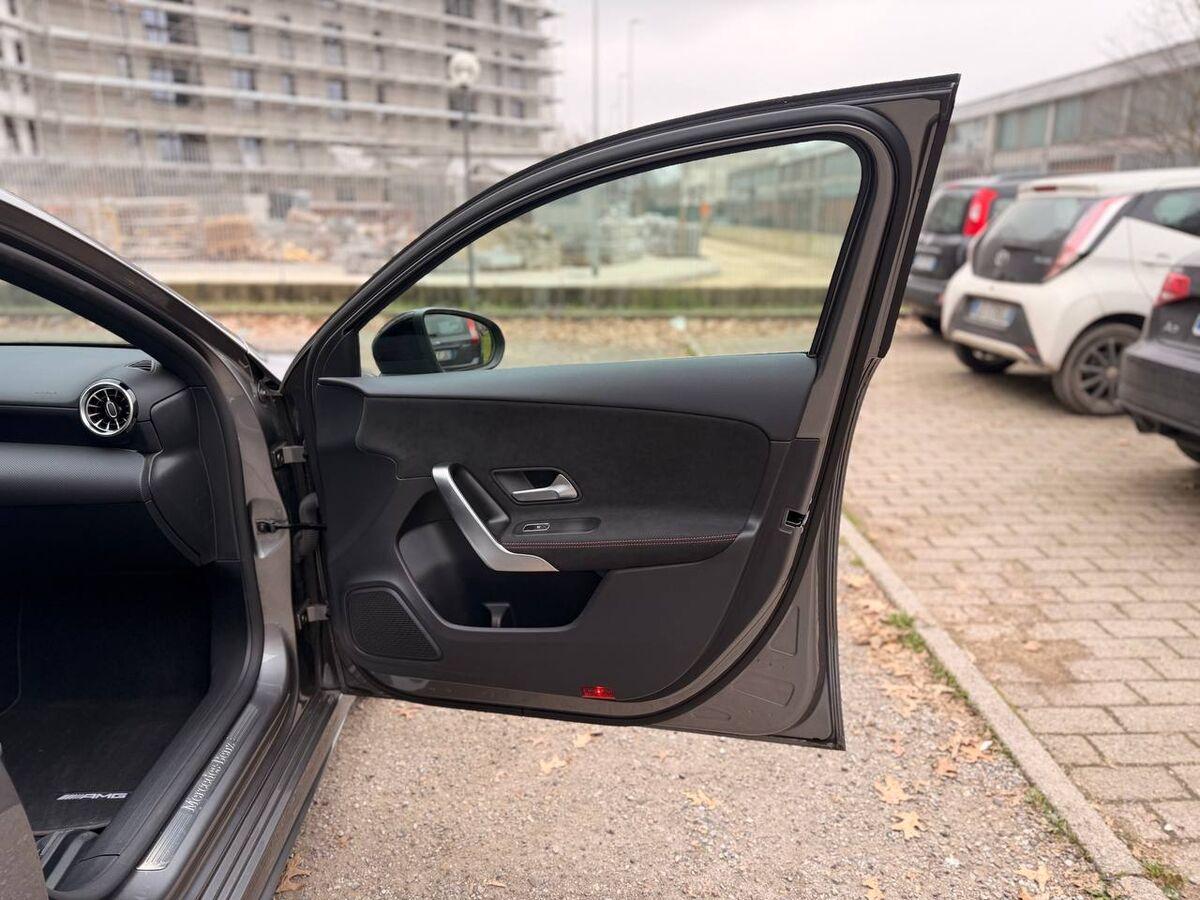 Mercedes Classe A 180 d Premium Night edition auto