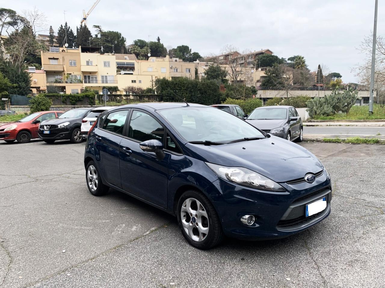 Ford Fiesta 1.4 5P TITANIUM BENZINA-GPL KM93700