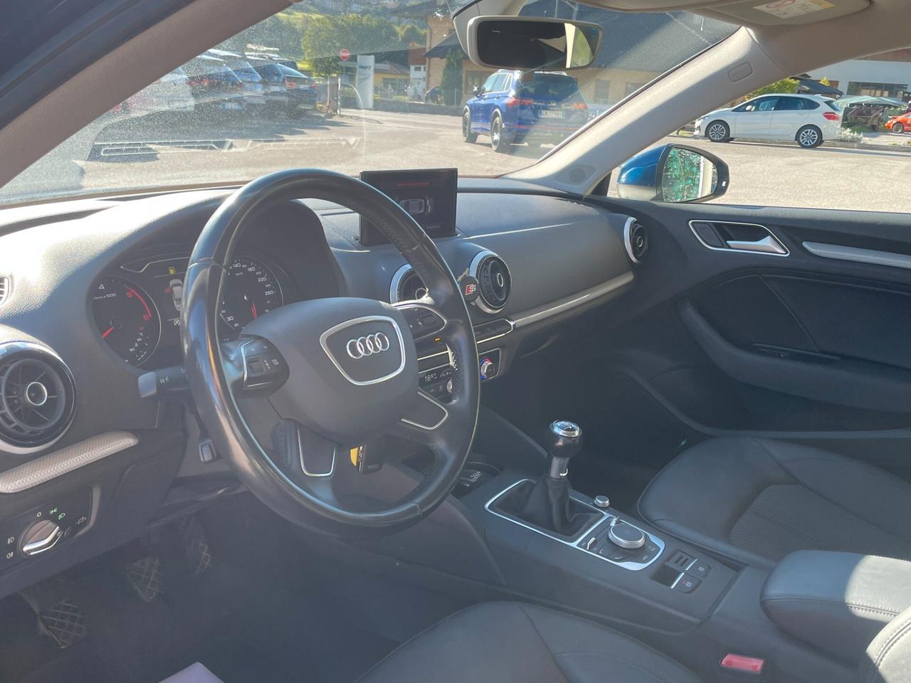 Audi A3 Sedan 1.6 TDI clean diesel Ambition