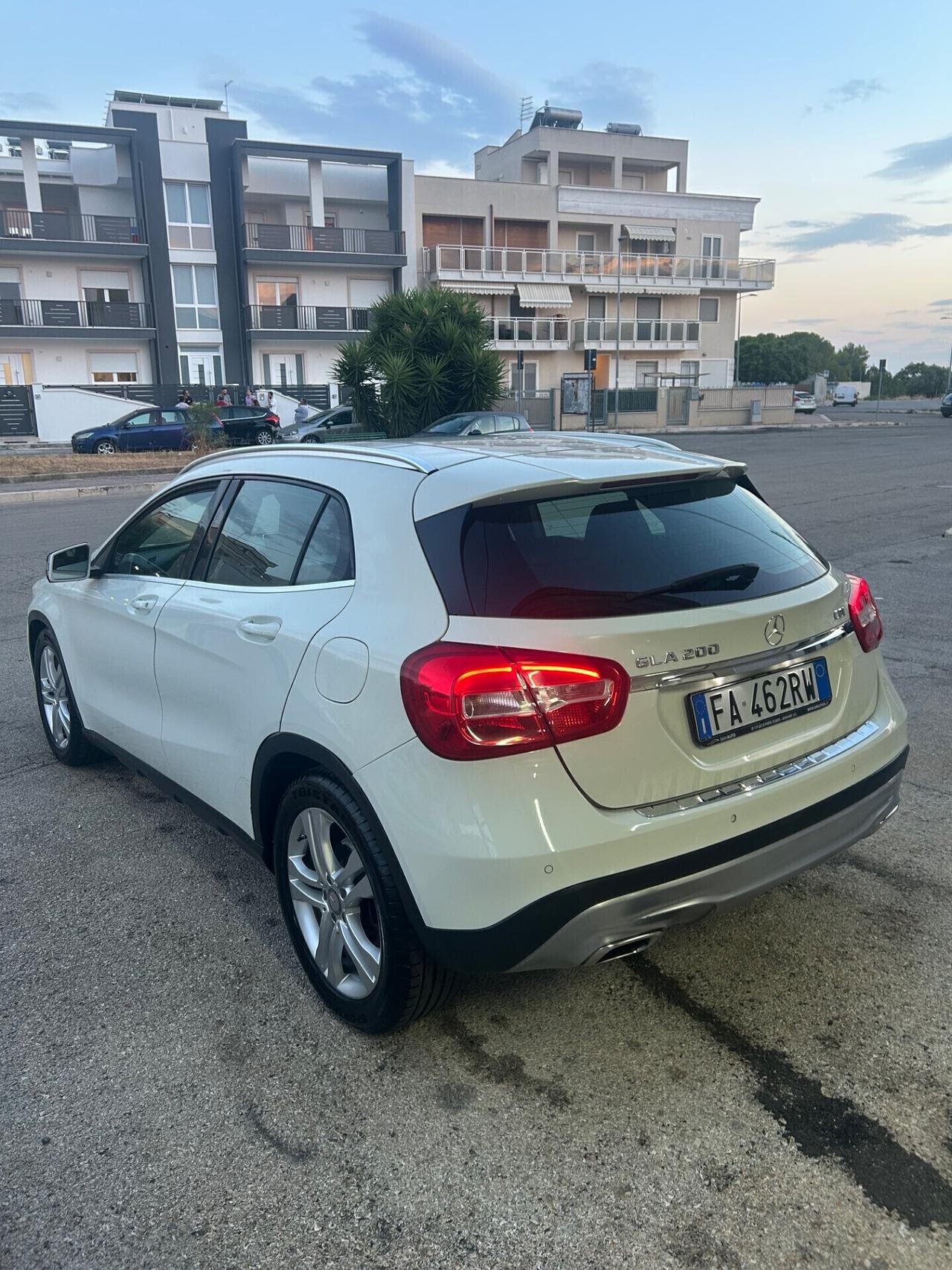 MERCEDES BENZ GLA SPORT