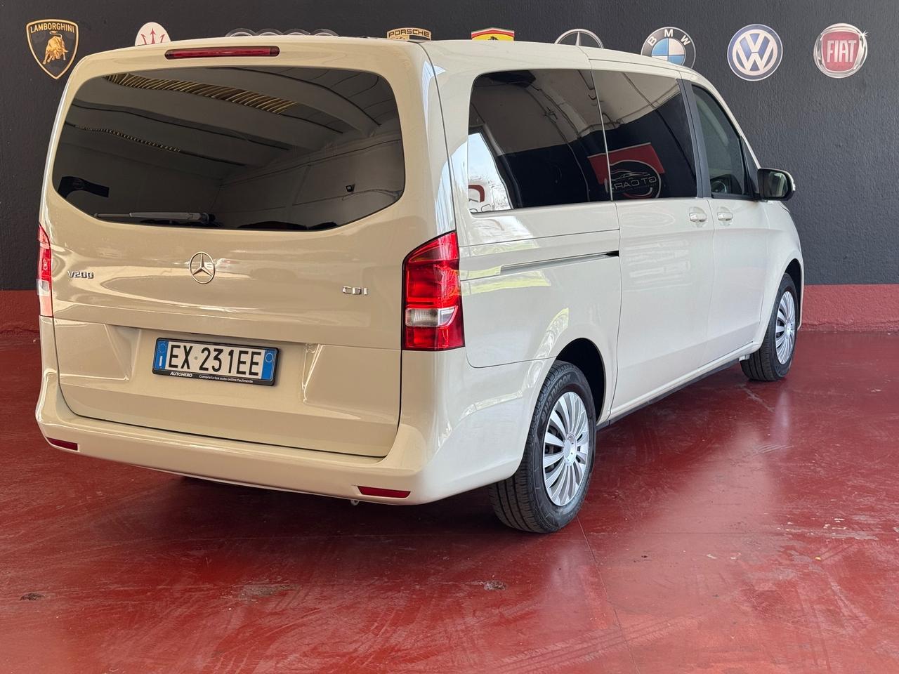 Mercedes-benz V 200 CDI Premium Long