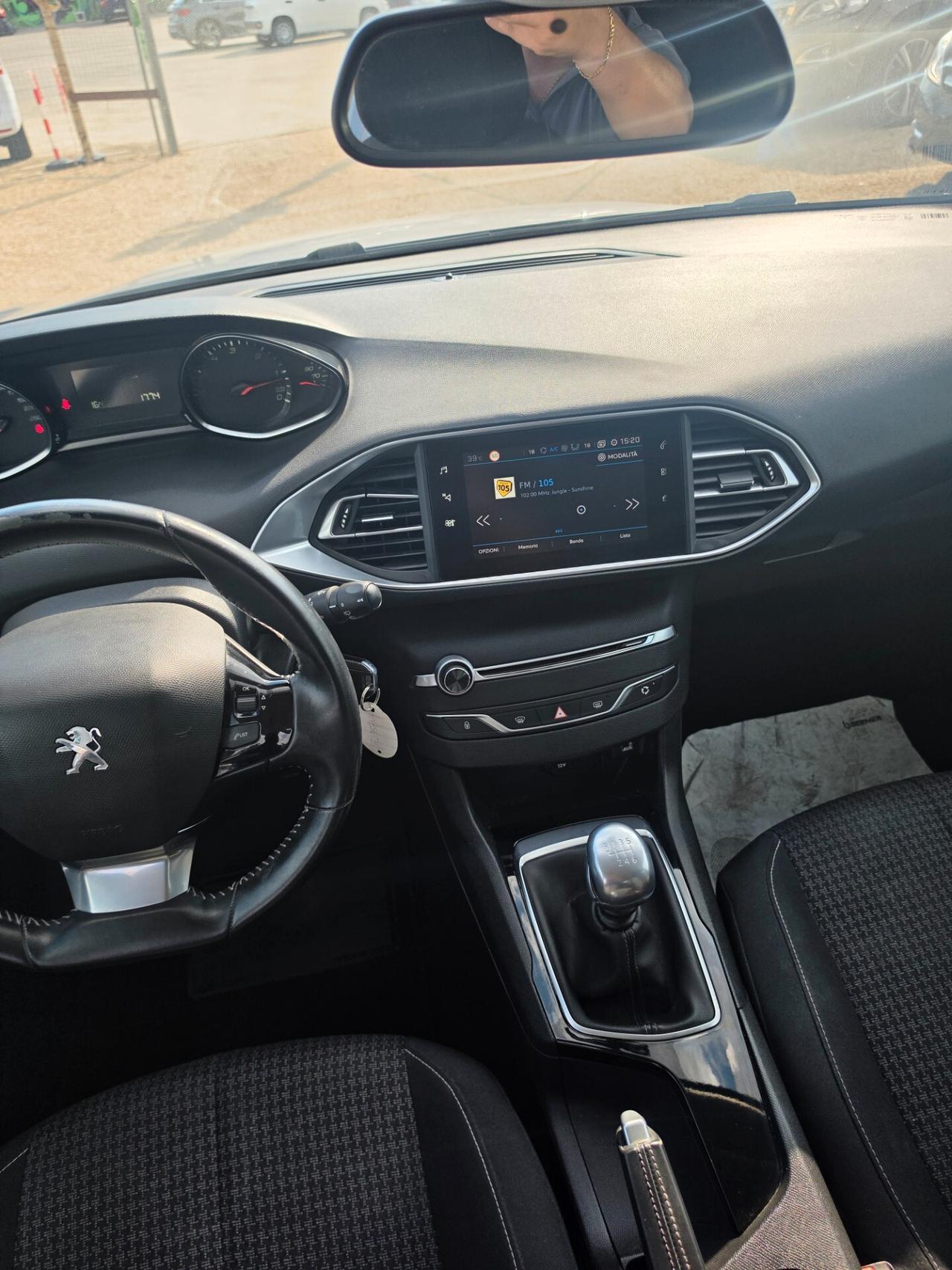 Peugeot 308 BlueHDi 130 S&S Active ok neopatentati