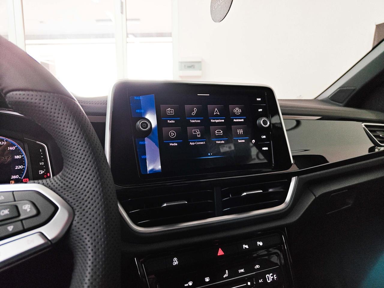 Volkswagen T-Roc 1.0 TSI R-Line Plus