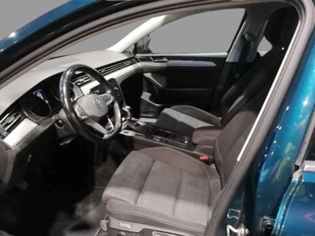 VOLKSWAGEN Passat Variant 2.0 TDI EVO 150cv Business Fari LED, Navi, Ambient