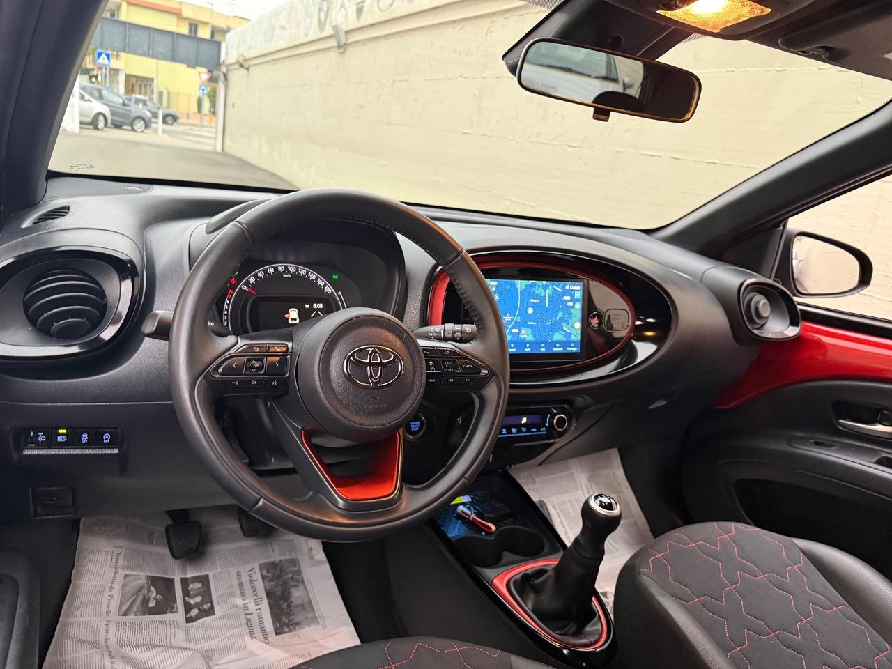 Toyota Aygo X 1.0benzina LOUNGE Km24.000 - 2022