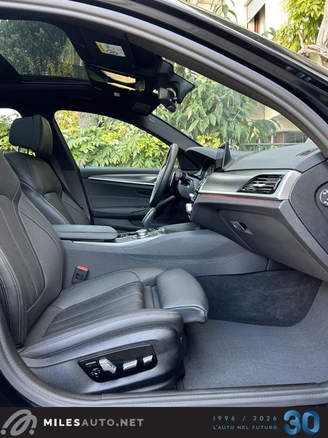 BMW 520 d 48V M Sport Laser Sedili ventilati Panorama