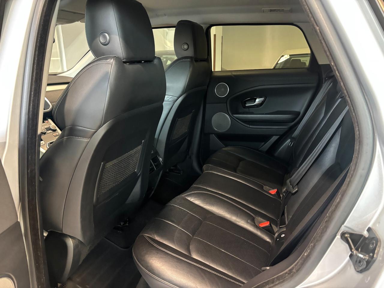 Land Rover Range Rover Evoque 2.0 td4 SE Dynamic 180cv auto