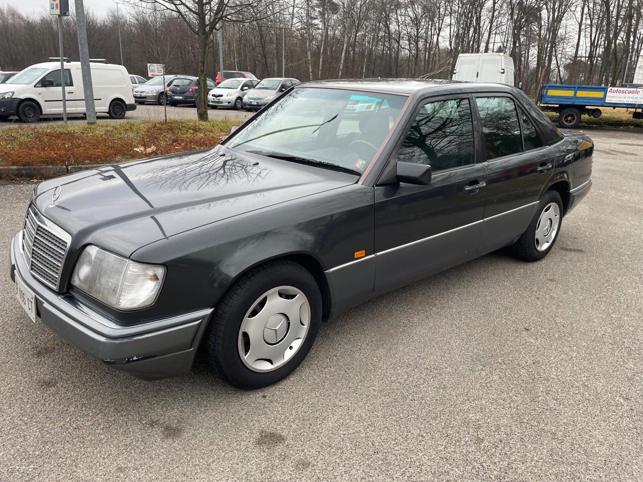 Mercedes-benz E 200 E 200 cat Elegance automatik*solo 50000km*