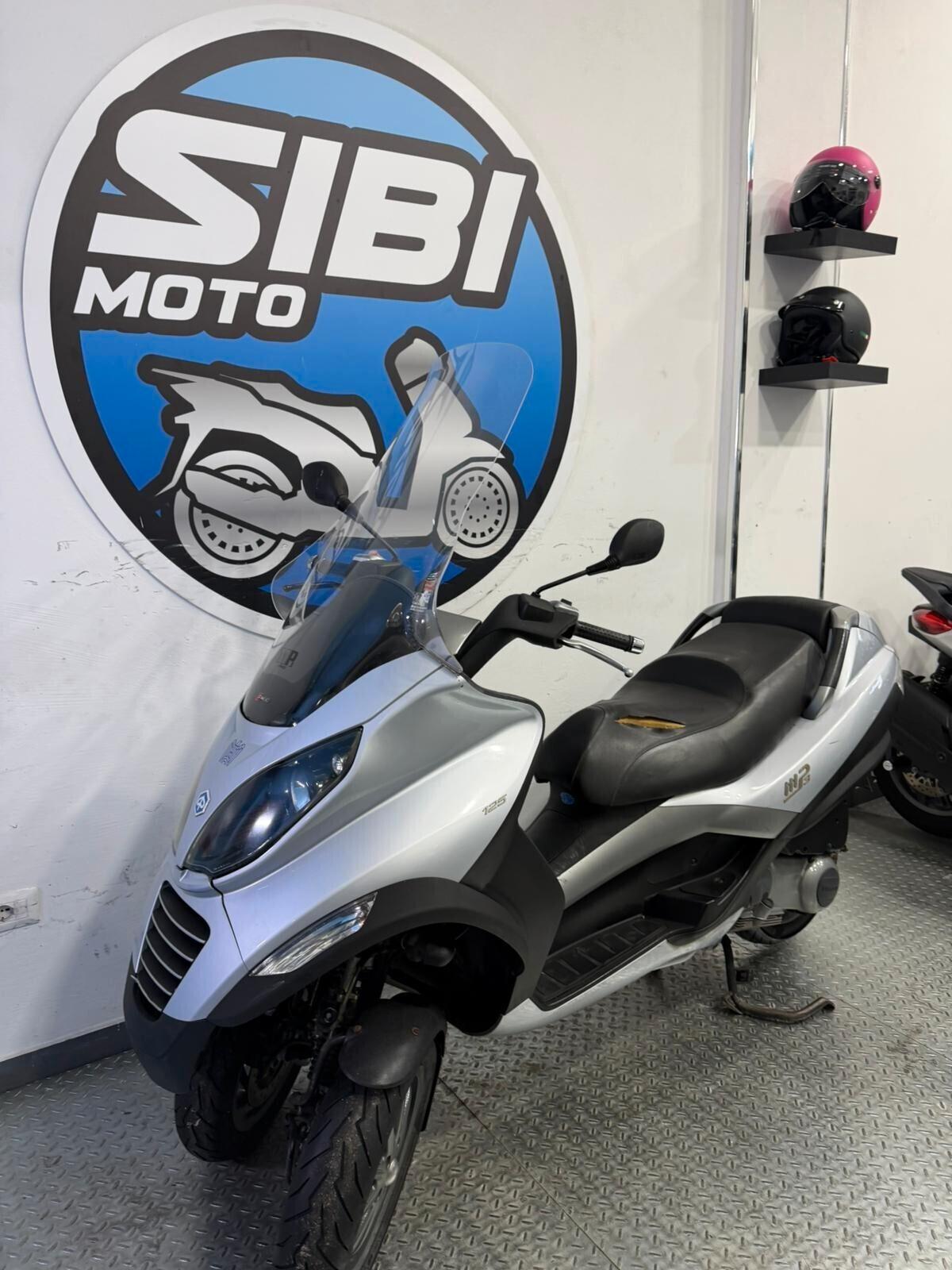 Piaggio MP3 125