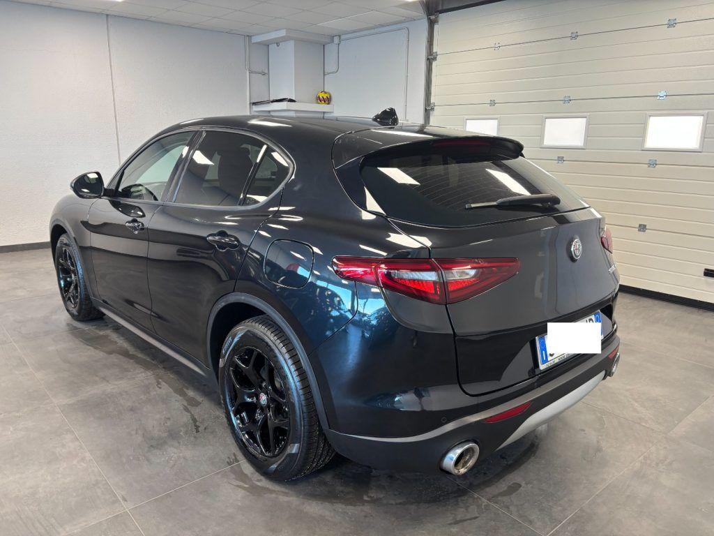 Alfa Romeo Stelvio 2.2 Diesel AT8 Sport-Tech Automatico
