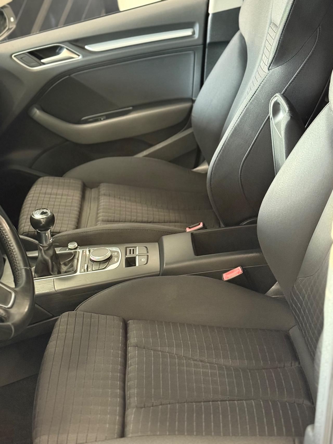 Audi A3 1.6 TDI ultra Attraction