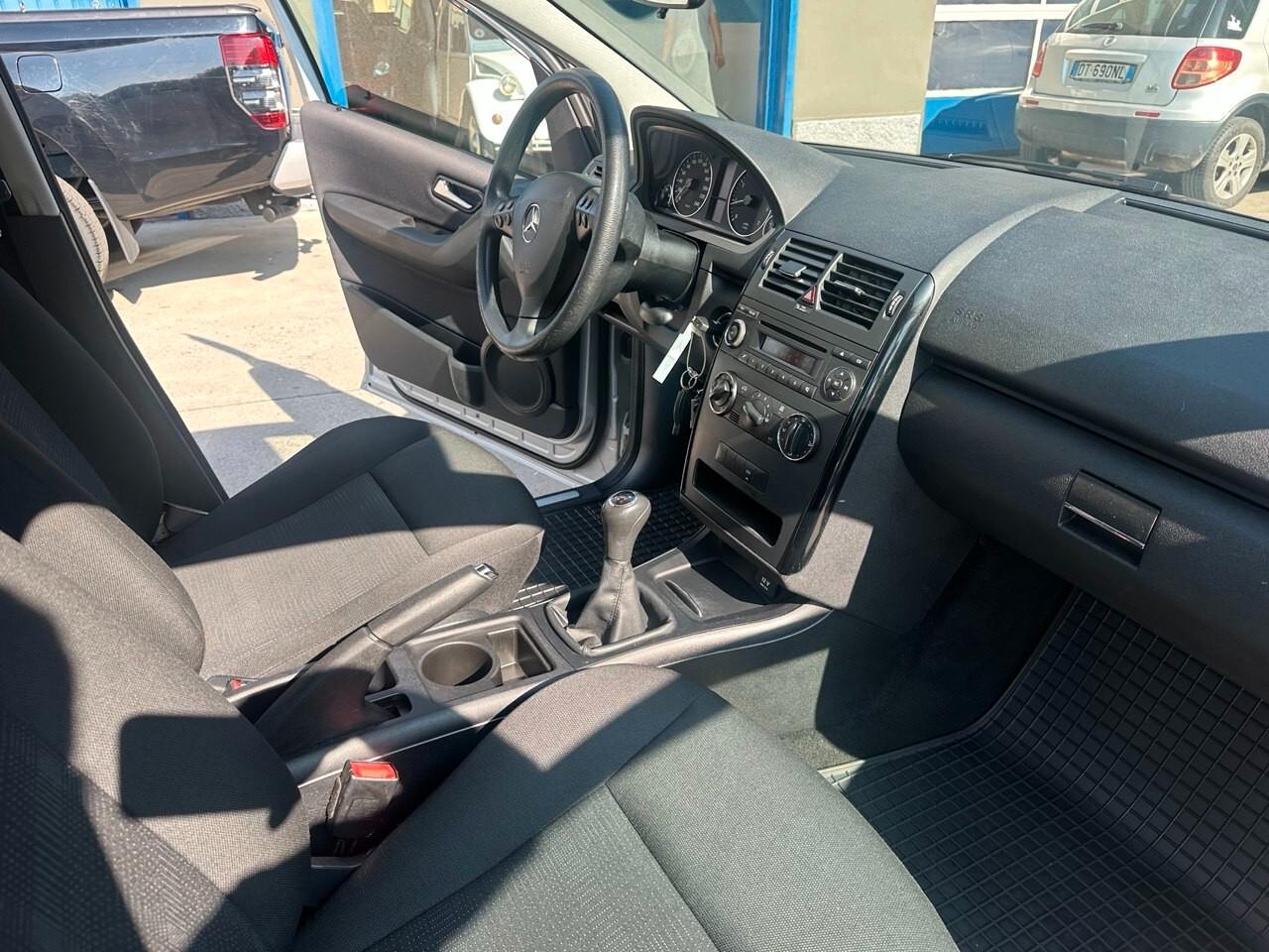 Mercedes-benz A 160 BlueEFFICIENCY Executive